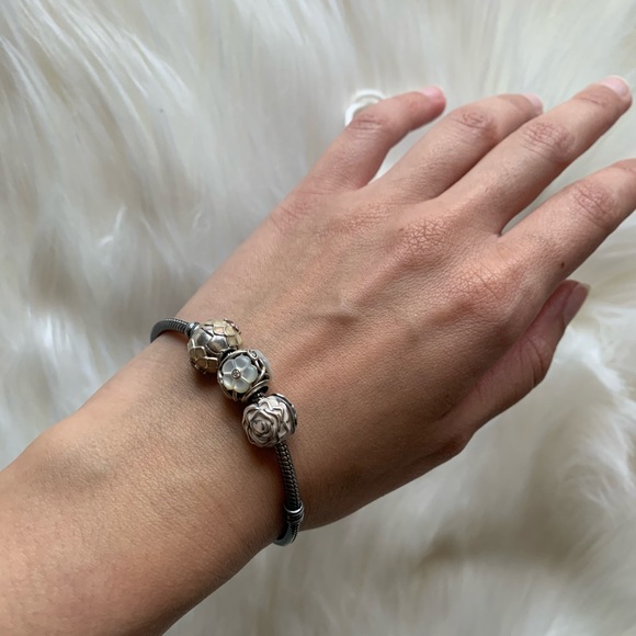 Pandora Cable Bracelet with three Flower Charms